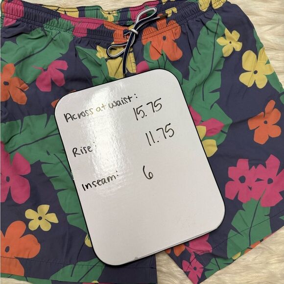 J. McLaughlin Men's Swim Trunks in Multicolor Floral - Picture 8 of 9